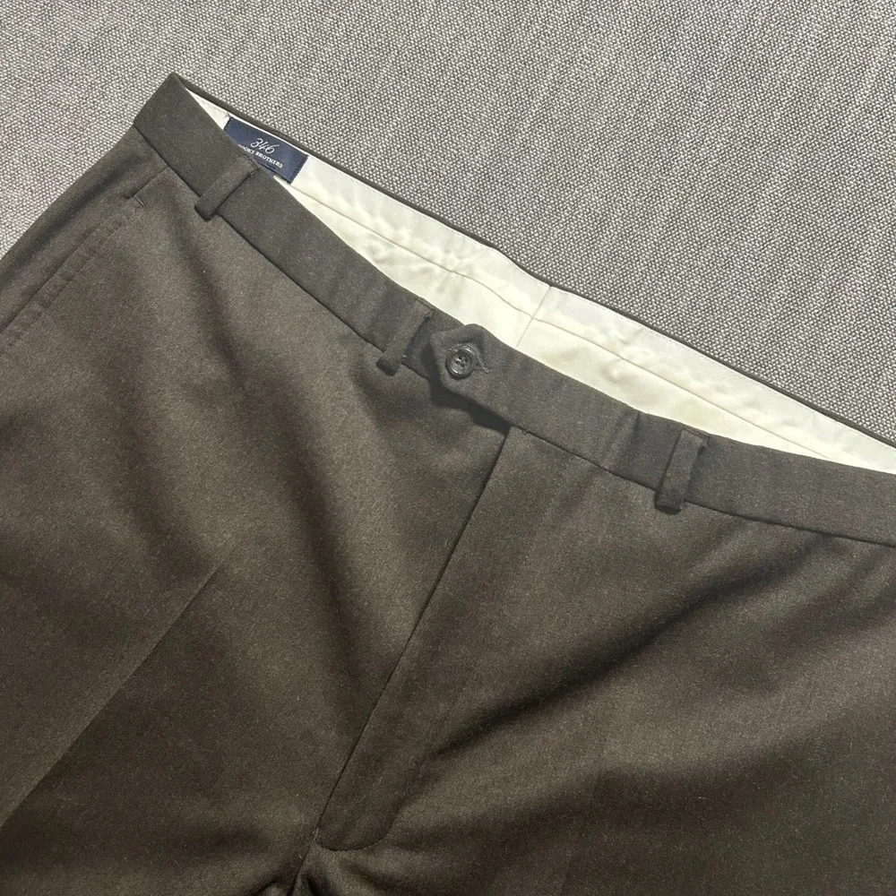 Brooks Brothers 346 Dress Pants Mens 39x30 Brown 100% Wool Flat Front Trousers